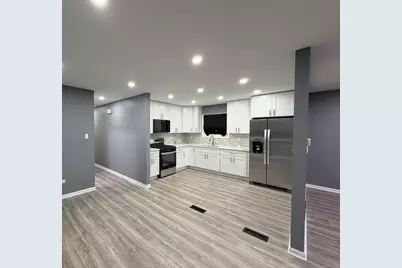 9534 S Yale Avenue, Chicago, IL 60628 - Photo 5