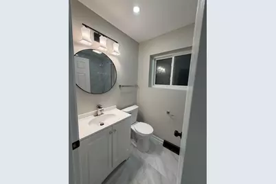 9534 S Yale Avenue, Chicago, IL 60628 - Photo 13