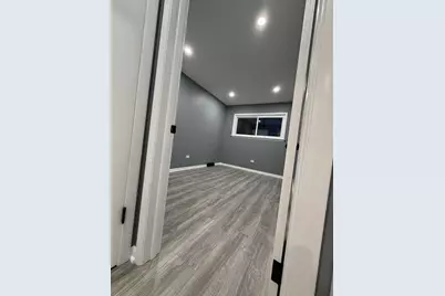 9534 S Yale Avenue, Chicago, IL 60628 - Photo 25