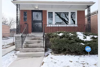 9534 S Yale Avenue, Chicago, IL 60628 - Photo 1