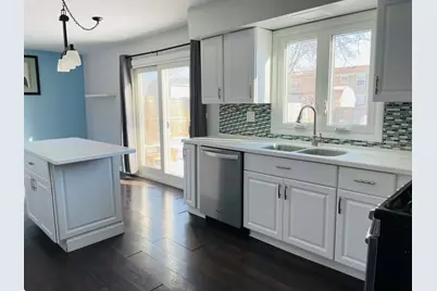 8217 N Carrolton Court #0, Hanover Park, IL 60133 - Photo 9