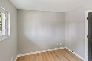 118 Windsor Ln, Glendale Heights, IL 60139 - Photo 9