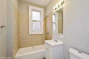 3833 W Arthington St, Chicago, IL 60624 - Photo 11