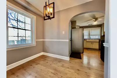 9210 S Trumbull Avenue, Evergreen Park, IL 60805 - Photo 7