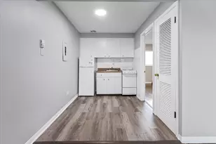 6212 W 64th Pl, Chicago, IL 60638 - Photo 15