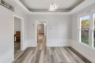 9412 S Homan Avenue, Evergreen Park, IL 60805 - Photo 5