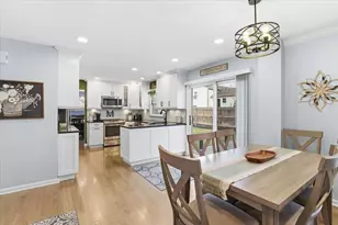 6 St Ives Ln, Vernon Hills, IL 60061 - Photo 7