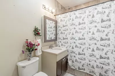 3441 Gunderson Avenue, Berwyn, IL 60402 - Photo 9