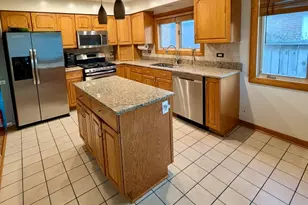 [Address not provided], Arlington Heights, IL 60004 - Photo 13