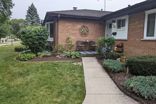 [Address not provided], Arlington Heights, IL 60004 - Photo 3