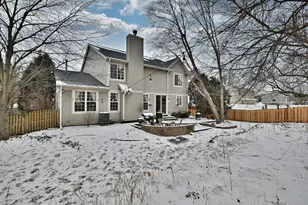 377 Geneva Ln, Cary, IL 60013 - Photo 45