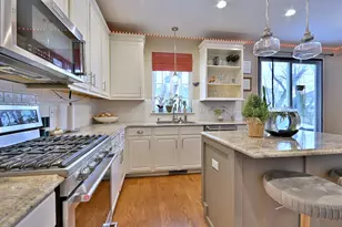 377 Geneva Ln, Cary, IL 60013 - Photo 11