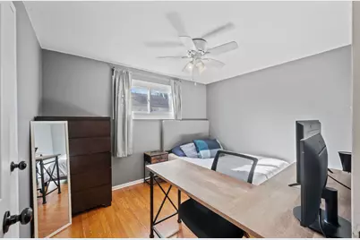 8948 S Main Street, Hometown, IL 60456 - Photo 9