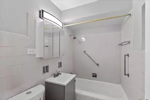 6256 W 64th Pl, Chicago, IL 60638 - Photo 17