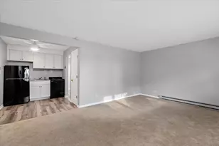 6256 W 64th Pl, Chicago, IL 60638 - Photo 7