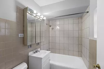 6256 W 64th Place #202, Chicago, IL 60638 - Photo 13
