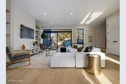 1412 N Elk Grove Avenue #E, Chicago, IL 60622 - Photo 3