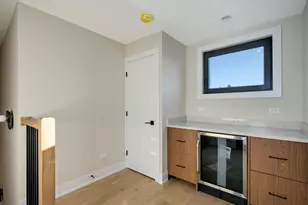 1412 N Elk Grove Ave, Chicago, IL 60622 - Photo 21