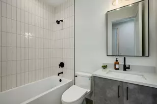 1412 N Elk Grove Ave, Chicago, IL 60622 - Photo 15