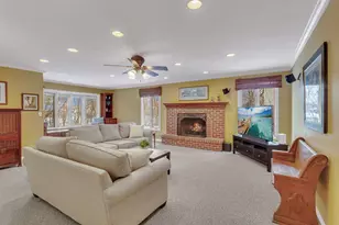 530 Mark Ln, Downers Grove, IL 60516 - Photo 15