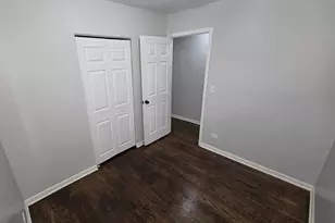 34 Cardinal Ln, Carpentersville, IL 60110 - Photo 9