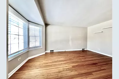 10223 S Spaulding Avenue, Evergreen Park, IL 60805 - Photo 5