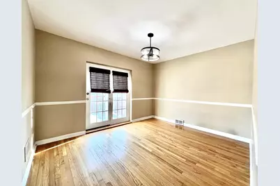 10223 S Spaulding Avenue, Evergreen Park, IL 60805 - Photo 7