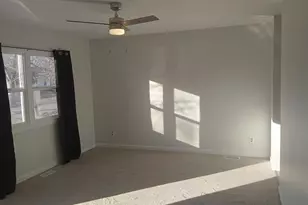 1307 Glenwood Rd, Bloomington, IL 61704 - Photo 11