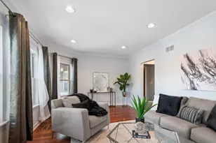 8040 S Harvard Ave, Chicago, IL 60620 - Photo 3