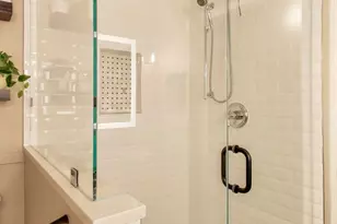 1145 W Newport Ave, Chicago, IL 60657 - Photo 15