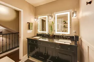 1145 W Newport Ave, Chicago, IL 60657 - Photo 13