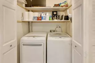 1145 W Newport Ave, Chicago, IL 60657 - Photo 27