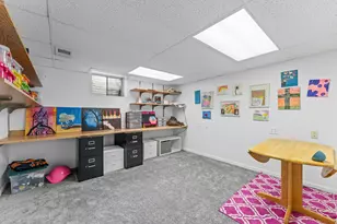 619 West End Rd, Roselle, IL 60172 - Photo 31