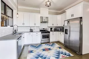 2742 W Polk St, Chicago, IL 60612 - Photo 5