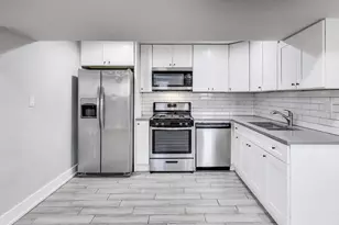 2742 W Polk St, Chicago, IL 60612 - Photo 31