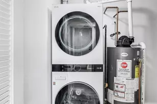 2742 W Polk St, Chicago, IL 60612 - Photo 41