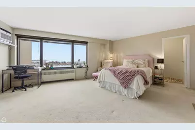 3100 N Lake Shore Drive #1313, Chicago, IL 60657 - Photo 3