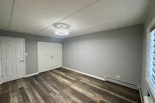 270 Shorewood Dr, Glendale Heights, IL 60139 - Photo 11