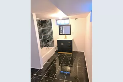 [Address not provided], Rockford, IL 61101 - Photo 5