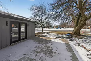 5016 Oak Center Dr, Oak Lawn, IL 60453 - Photo 7