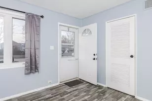 334 E Baker St, Bloomington, IL 61701 - Photo 3