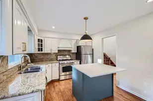 271 S Cedar Ave, Wood Dale, IL 60191 - Photo 9