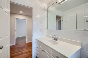 271 S Cedar Ave, Wood Dale, IL 60191 - Photo 17