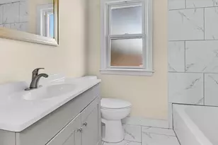 10558 S Prairie Ave, Chicago, IL 60628 - Photo 7