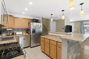 4 N Lake Ave, Third Lake, IL 60030 - Photo 9