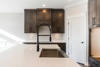 734 Independence Avenue, Sycamore, IL 60178 - Photo 19