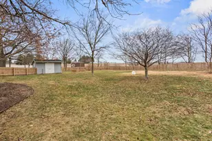 6709 N West Arrowhead Dr, Urbana, IL 61802 - Photo 33