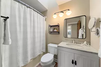 825 Evergreen Avenue, Glen Ellyn, IL 60137 - Photo 23