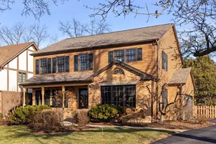 825 Evergreen Ave, Glen Ellyn, IL 60137 - Photo 1