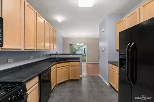 2212 Gallant Fox Cir, Montgomery, IL 60538 - Photo 9